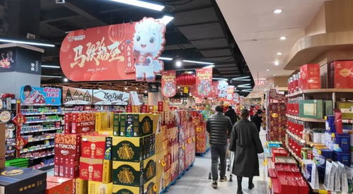 山東萊西春節(jié)消費(fèi)市場繁榮興旺，日用百貨購銷兩旺年味足